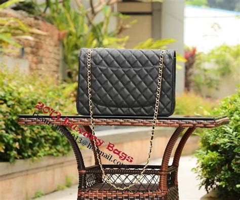 chanel quilt fake